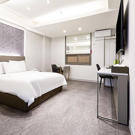 Regency Hotel Seongnam Esterno foto