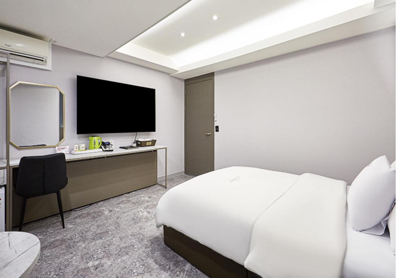 Regency Hotel Seongnam Esterno foto